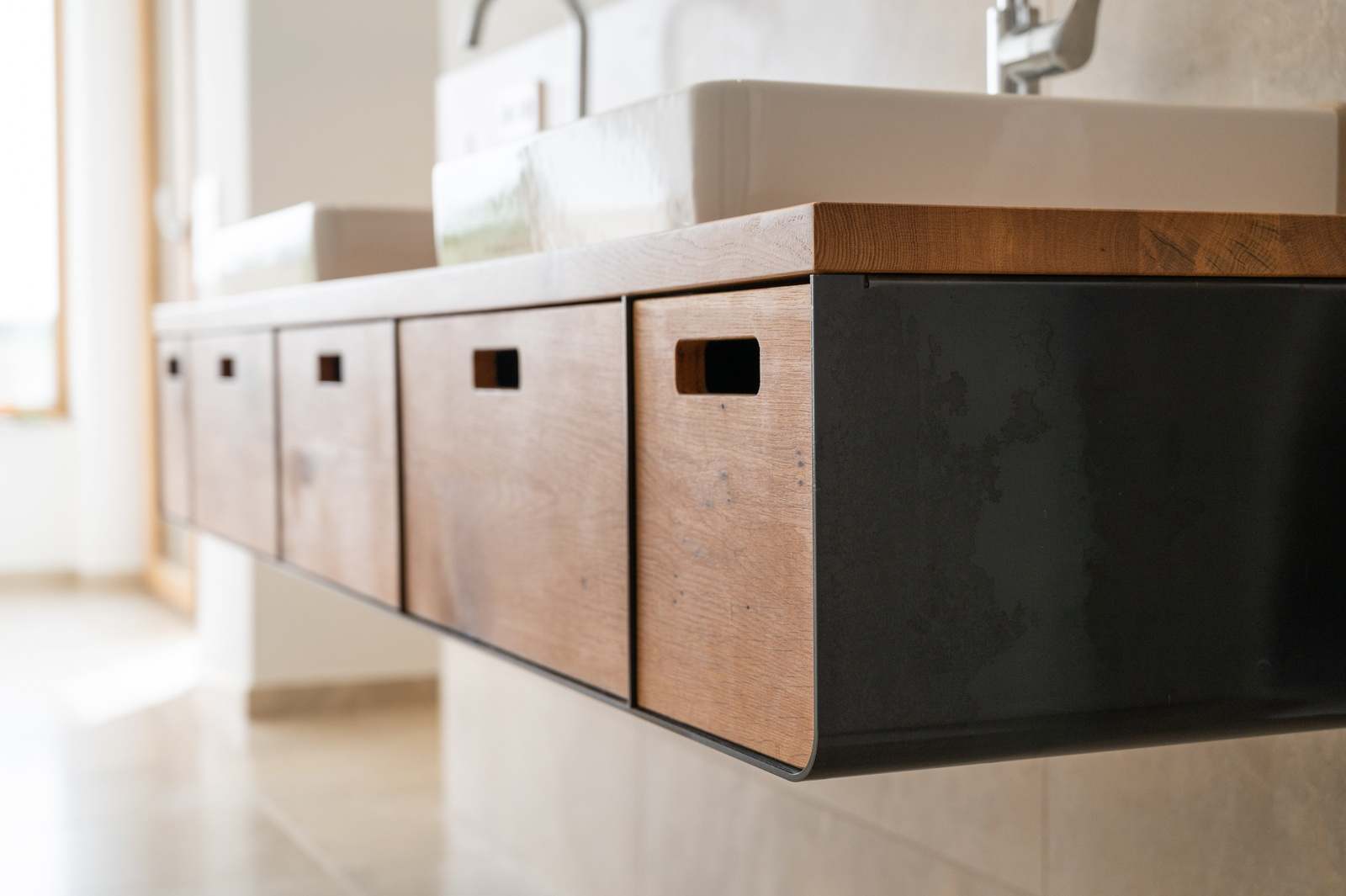 BlackForest Elegance Waschtisch