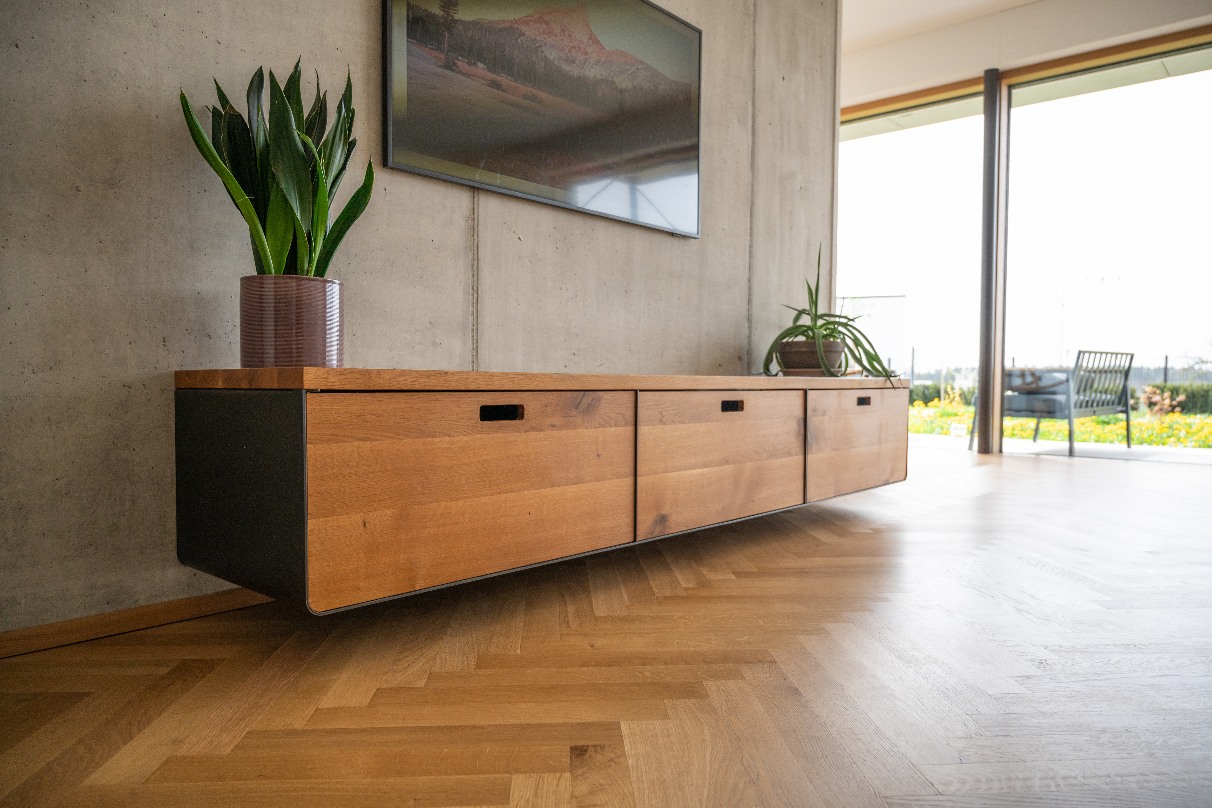 home artworks TV-Board mit Deko